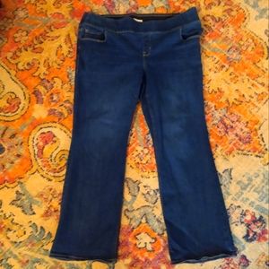 Old Navy Bootcut Jeans, Pull On Elastic Waist, Size 22